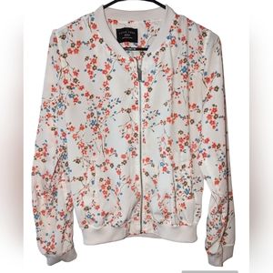 Love Tree Floral Jacket Size M